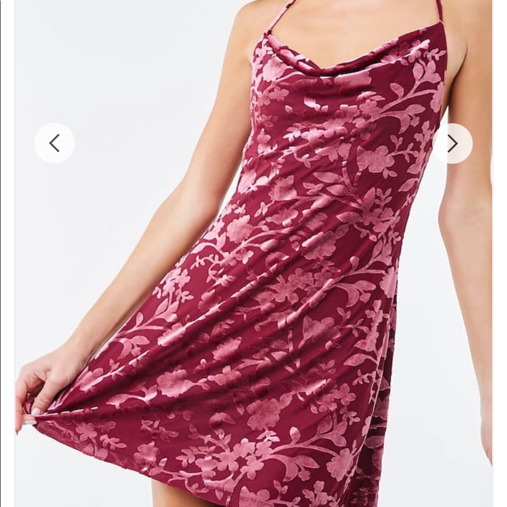 NEW Forever 21 Velvet Dress